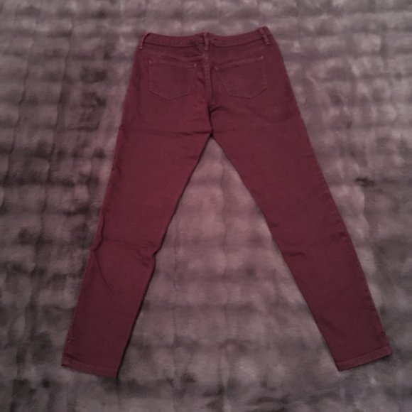 Mossimo Denim Mid-Rise Skinny Burgundy Stretch Denim (Size: 4/27R) - Picture 5 of 6